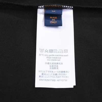 Футболка Louis Vuitton With An Illuminated Logo Print "Black" фото № 3