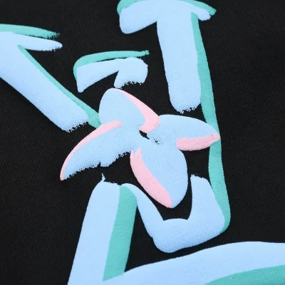 Футболка Louis Vuitton With An Illuminated Logo Print "Black" фото № 6