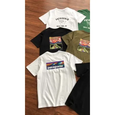 Футболка Patagonia Fingers Gesture Front Print "White" фото № 2