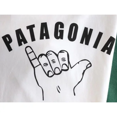 Футболка Patagonia Fingers Gesture Front Print "White" фото № 6