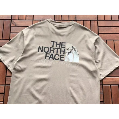 Футболка The North Face Logo With Back Inscription Never Stop Exploring "Gray" фото № 2 Футболка The North Face Logo With Back Inscription Never Stop Exploring "Gray" фото № 2