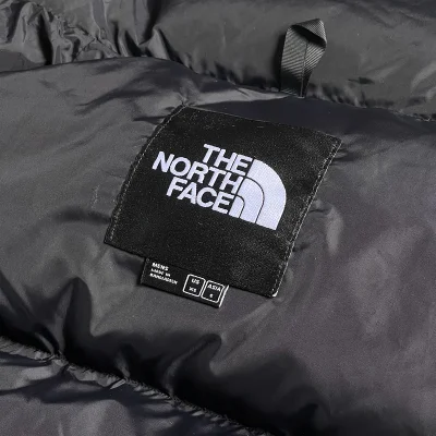 Жилетка The North Face Comfort And Warmth "Black" фото № 3 Жилетка The North Face Comfort And Warmth "Black" фото № 3