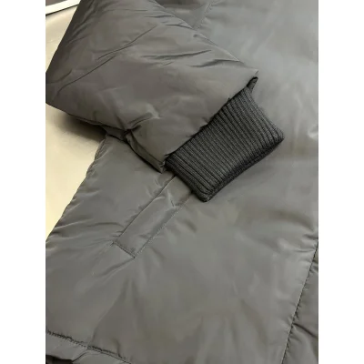 Пуховик Miu Miu Minimalist Shield "Black" фото № 3