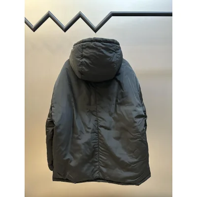 Пуховик Miu Miu Minimalist Shield "Black" фото № 6