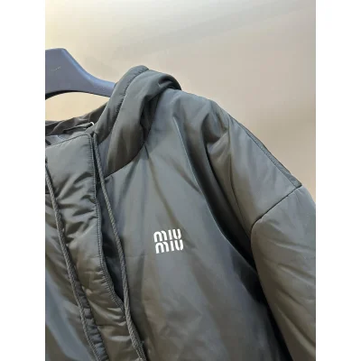 Пуховик Miu Miu Minimalist Shield "Black" фото № 7