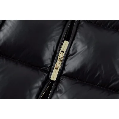 Пуховик Miu Miu Quilted Crop "Black" фото № 5 Пуховик Miu Miu Quilted Crop "Black" фото № 5