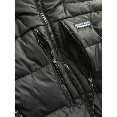 Пуховик Patagonia Additional Front Pockets "Black" фото № 7