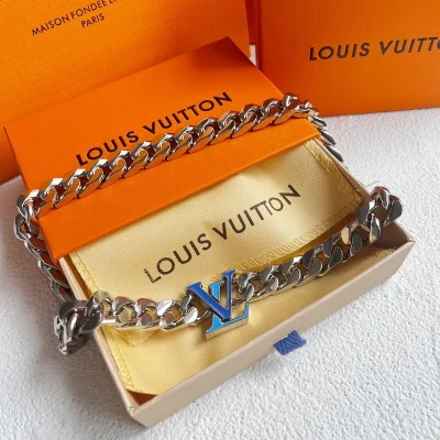 Подвеска Louis Vuitton Chain With Logo Clasp "Silver" фото № 3