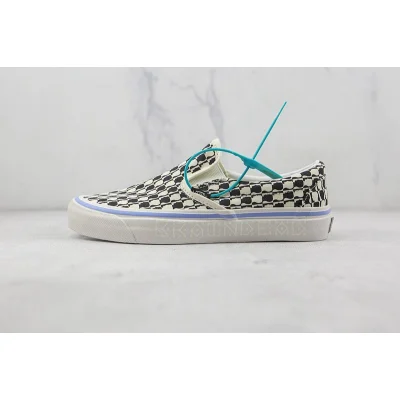 Brain Dead x Vans Slip-On "Marshmallow/Black" фото № 2