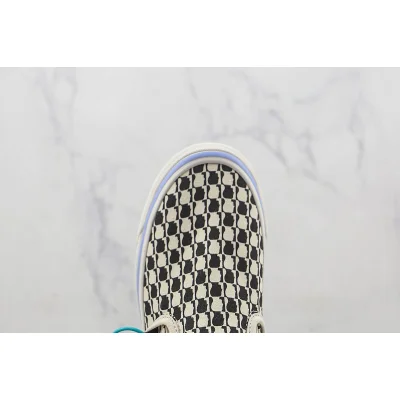 Brain Dead x Vans Slip-On "Marshmallow/Black" фото № 4