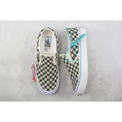 Brain Dead x Vans Slip-On "Marshmallow/Black" фото № 7