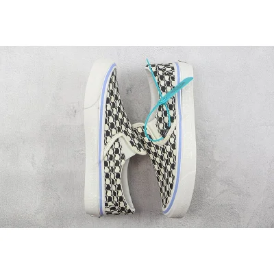 Brain Dead x Vans Slip-On "Marshmallow/Black" фото № 6
