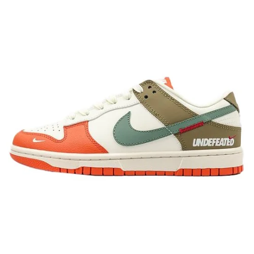 Nike SB Dunk Low "Unefeated"