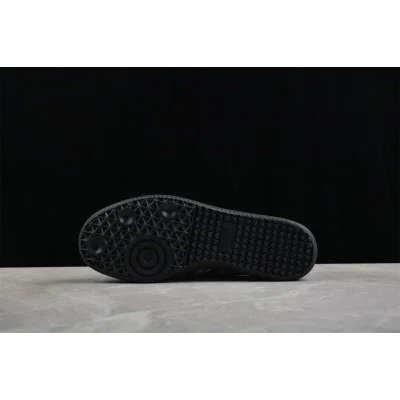 Atmos x Adidas Samba "Tuxedo" фото № 4