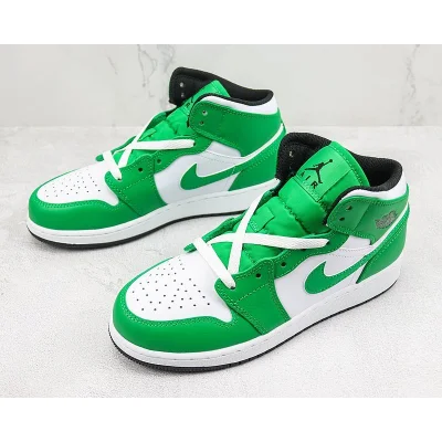 Air Jordan 1 Mid "Lucky Green (GS)" фото № 5