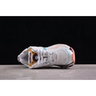 Balenciaga Runner Kith Four Color "White Orange Jade" фото № 2 Balenciaga Runner Kith Four Color "White Orange Jade" фото № 2