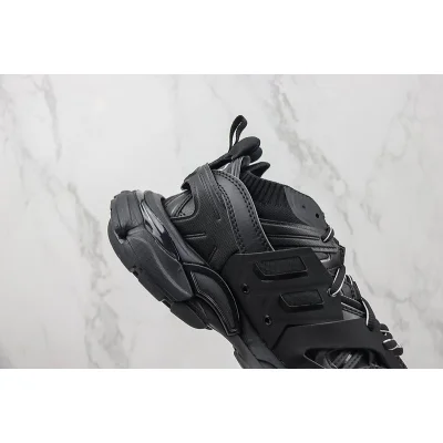 Balenciaga Track "Triple Black" фото № 3