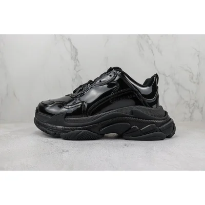 Balenciaga Triple S "Glossy Black" фото № 2