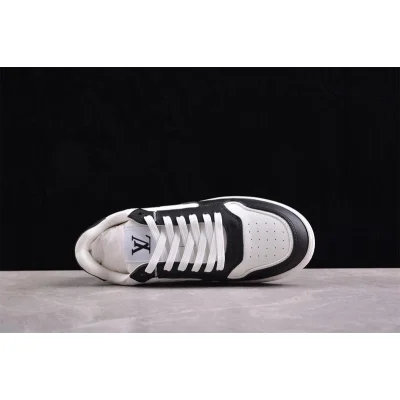 Louis Vuitton Stadium "White/Black" фото № 3