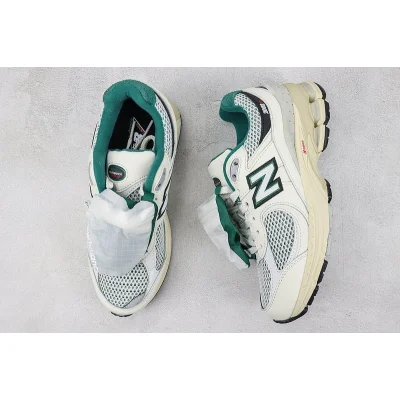 New Balance 2002R "Nightwatch Green" фото № 6