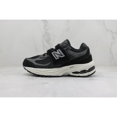 New Balance 2002R Hook & Loop "Black/White" фото № 2