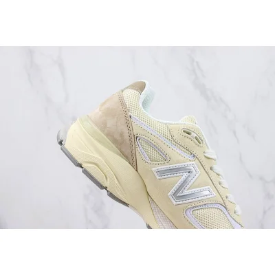 New Balance 990V4 "Milk White/Beige" фото № 3 New Balance 990V4 "Milk White/Beige" фото № 3