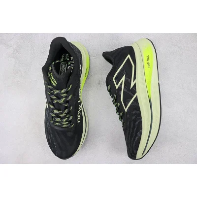 New Balance FuelCell RC Elite V2 "Black/Green" фото № 6 New Balance FuelCell RC Elite V2 "Black/Green" фото № 6