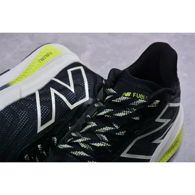New Balance FuelCell SuperComp Trainer V2 "Black/Thirty Watt" фото № 8