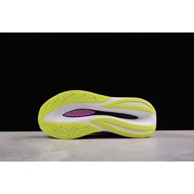 New Balance FuelCell SuperComp V2 "Ice Blue/Neon Dragonfly" фото № 4