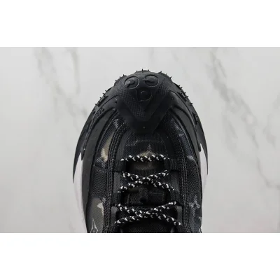 Louis Vuitton x Nike ACG Mountain Fly 2 Low "Black/White" фото № 4