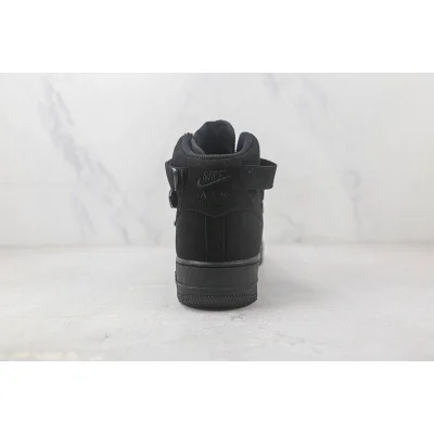 Billie Eilish x Nike Air Force 1 High "Black" фото № 9 Billie Eilish x Nike Air Force 1 High "Black" фото № 9