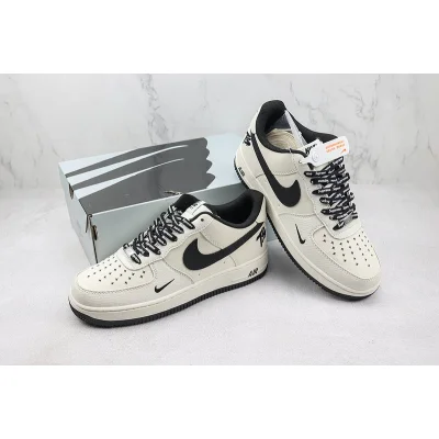 Terror Squad x Nike Air Force 1 Low "Pearl White/Black" фото № 6 Terror Squad x Nike Air Force 1 Low "Pearl White/Black" фото № 6