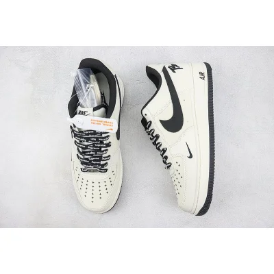 Terror Squad x Nike Air Force 1 Low "Pearl White/Black" фото № 7 Terror Squad x Nike Air Force 1 Low "Pearl White/Black" фото № 7