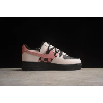 Nike Air Force 1 "Pink Moon" фото № 5