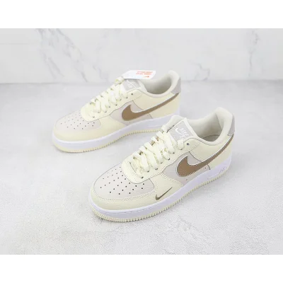 Nike Air Force 1 Low "SE Beige" фото № 5