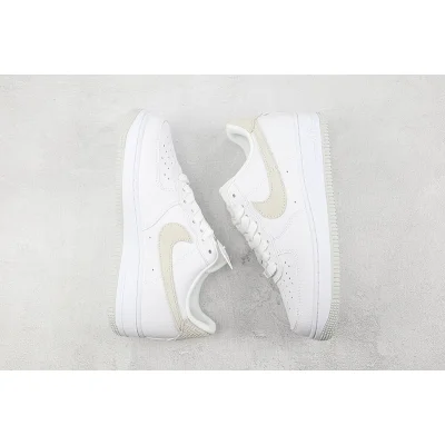 Nike Air Force 1 Low "Summit White/Fossil" фото № 6
