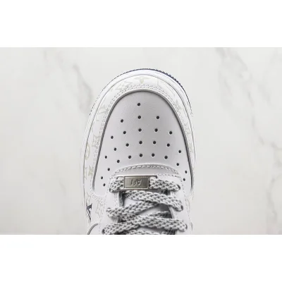 Louis Vuitton x Nike Air Force 1 Low "Night Elf/Blue Denim" фото № 4 Louis Vuitton x Nike Air Force 1 Low "Night Elf/Blue Denim" фото № 4