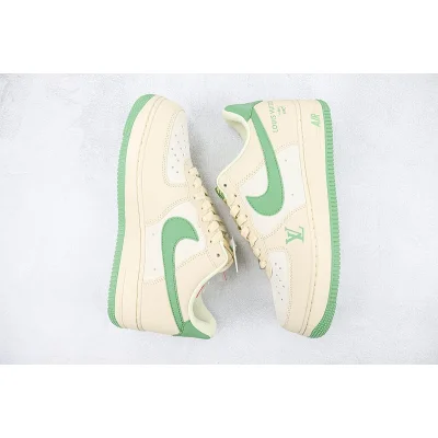 Louis Vuitton x Nike Air Force 1 Low "Beige/White/Leaf Green" фото № 7 Louis Vuitton x Nike Air Force 1 Low "Beige/White/Leaf Green" фото № 7