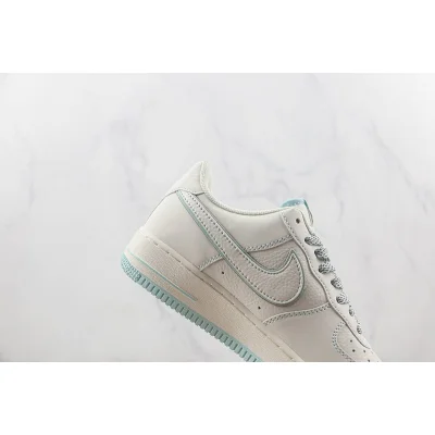 Undefeated x Nike Air Force 1 Low "White/Light Blue" фото № 3
