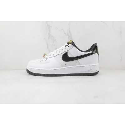 Nike Air Force 1 Low "World Champion/Gold" фото № 2 Nike Air Force 1 Low "World Champion/Gold" фото № 2