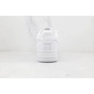 Nike Air Force 1 07 Low "Panda" фото № 9