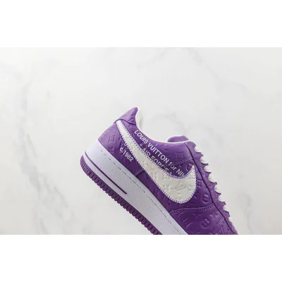 Louis Vuitton x Nike Air Force 1 Low "Purple/White/Monogram" фото № 3 Louis Vuitton x Nike Air Force 1 Low "Purple/White/Monogram" фото № 3