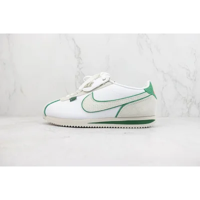 Nike Cortez All Petals United "White/Green" фото № 2 Nike Cortez All Petals United "White/Green" фото № 2