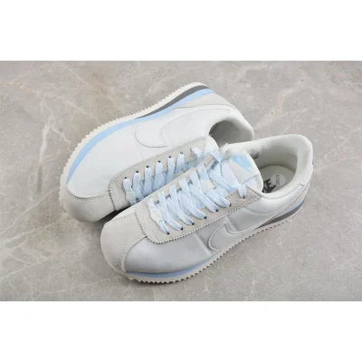 Nike Cortez "White/Glacier Blue" фото № 6 Nike Cortez "White/Glacier Blue" фото № 6