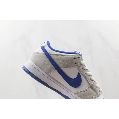 Nike Dunk Low Pro SB "Matte Silver/Varsity Royal" фото № 4 Nike Dunk Low Pro SB "Matte Silver/Varsity Royal" фото № 4