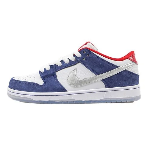 Nike SB Dunk Low "lshod Wair"