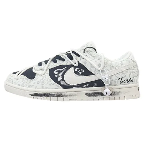 Nike Dunk Low "White/Black Paisley"