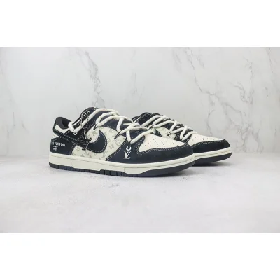 Louis Vuitton x Nike Dunk Low "Core Black/White/Double Lacing" фото № 6