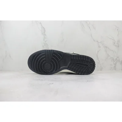 Louis Vuitton x Nike Dunk Low "Core Black/White/Double Lacing" фото № 8