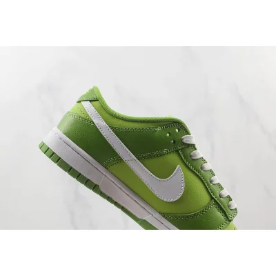 Nike Dunk Low "Green Apple" фото № 4 Nike Dunk Low "Green Apple" фото № 4